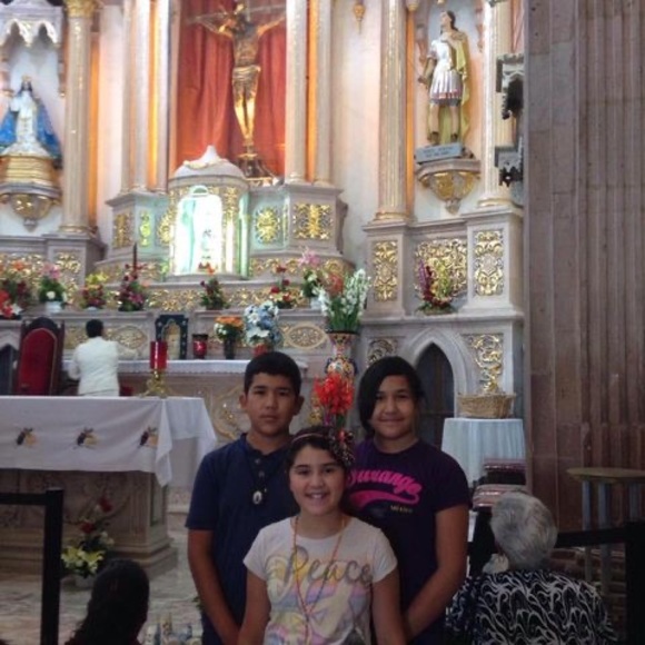 Meet your Posher, Luis - Picture 1 of 1